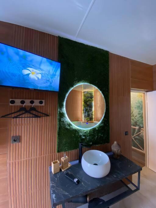 Apartment Esprit Bali ....love Spa, Sauna De Luxe A Mulhouse