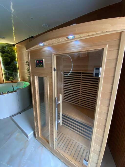 Esprit Bali ....love Spa, Sauna De Luxe A Apartment Mulhouse